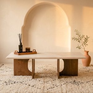 Table basse Dar Diafa II en travertin naturel